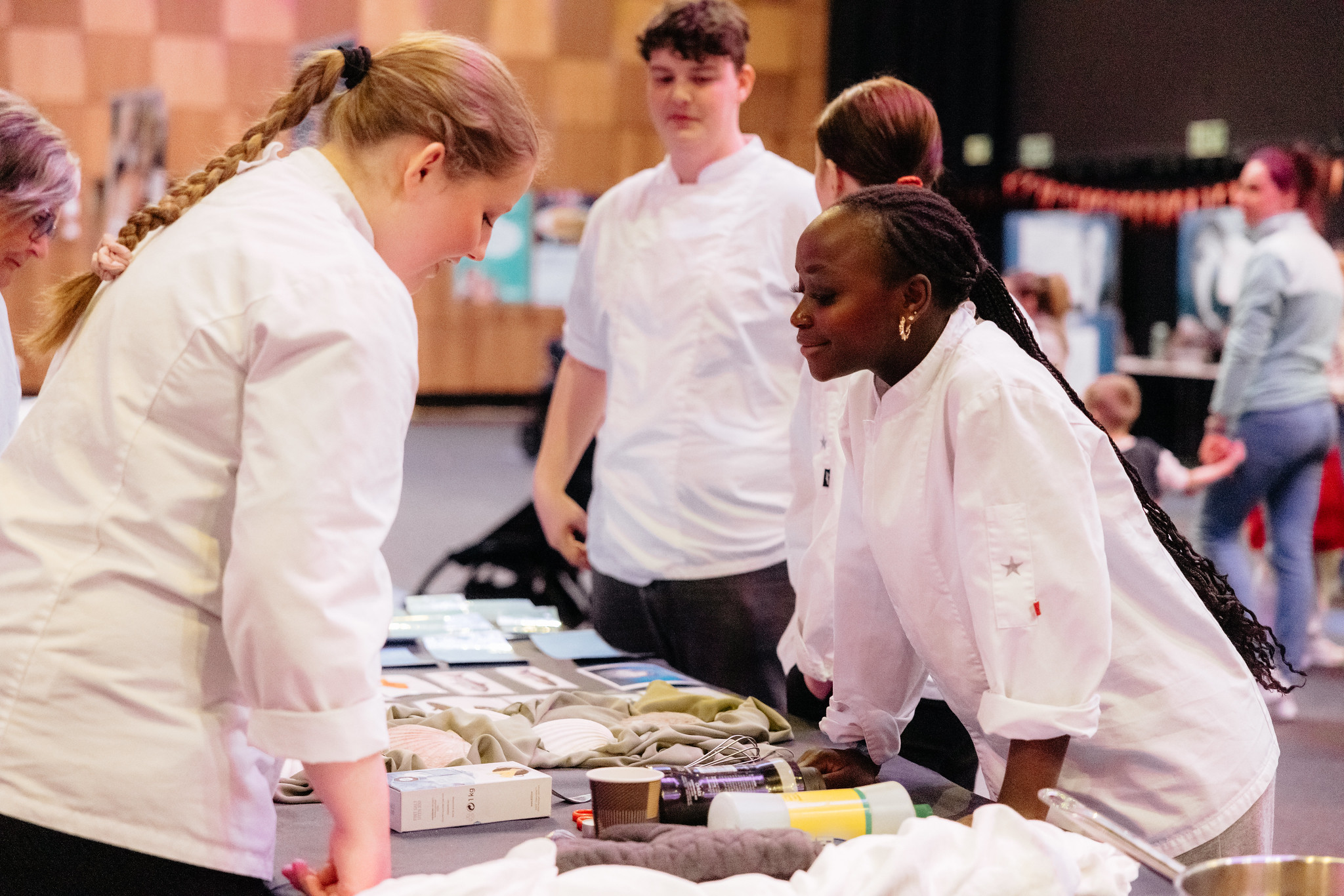 54419987014 4Af77d6c3f K