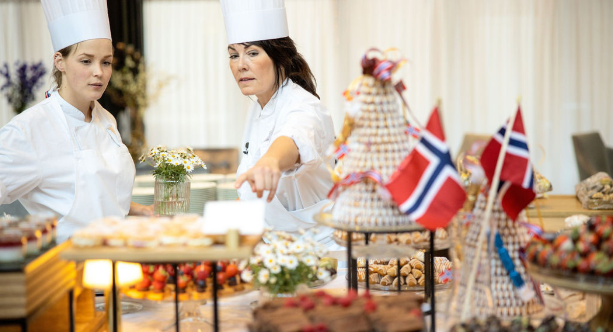 Marte%20Fikse%20Krystad%20og%20Cathrine%20Nilsen%20Britannia.png (1)